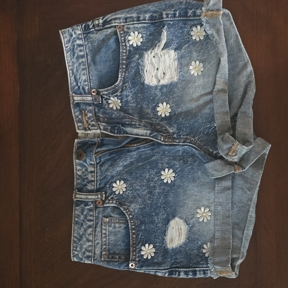 Jean shorts, Forever 21, Size 27